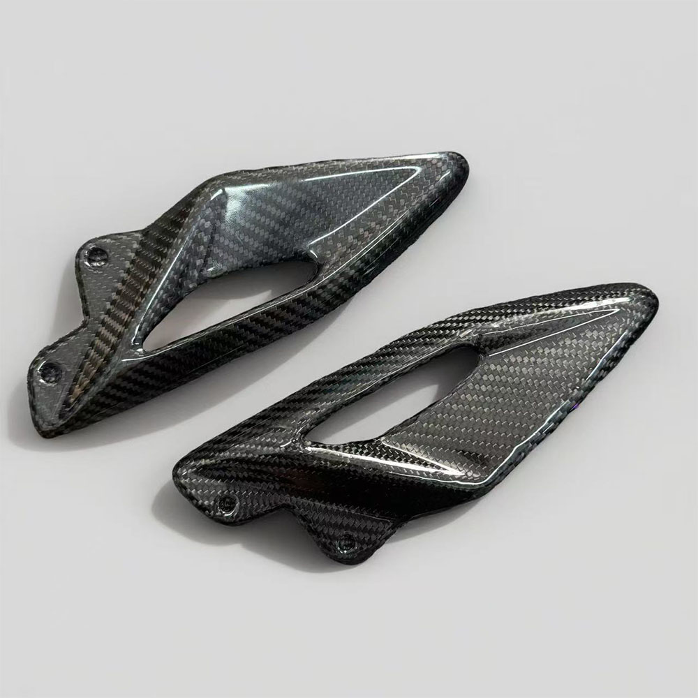 For Triumph Street Triple 660  - Crepe Pan Carbon 리뷰 및 가격